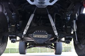 Toyota Tundra CrewMax 4x4 Zombie Apocalypse 2013 года 